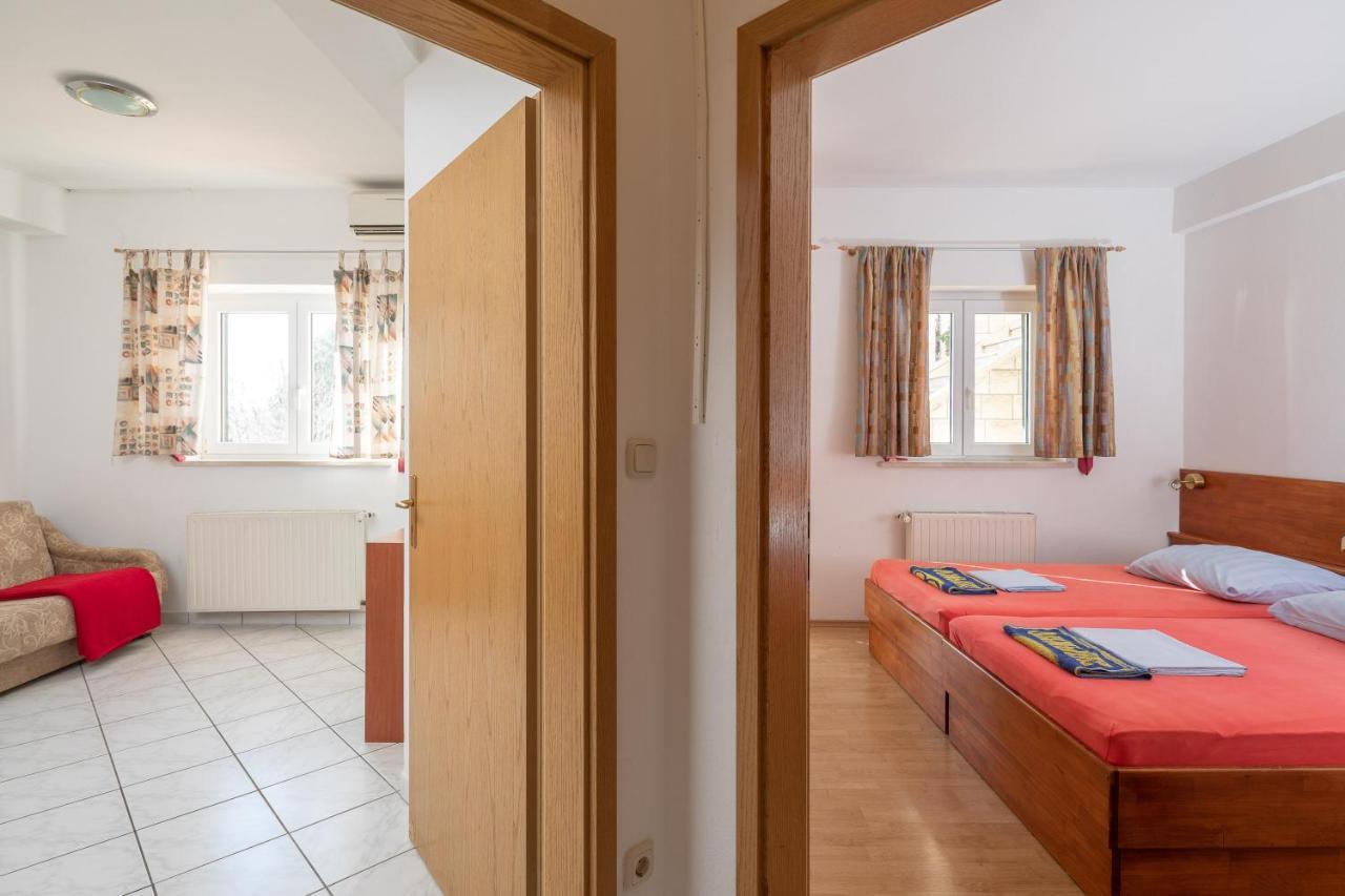 Germania Rooms & Apartments Celina Luaran gambar